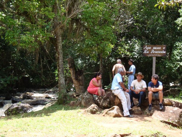 Aqui nasce Rio Piracicaba.jpg