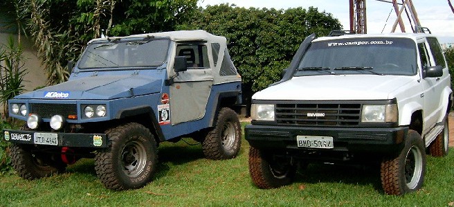 engesa azul.jpg